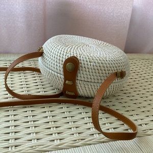 NWT Collection18 Rattan round crossbody bag